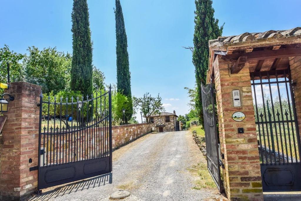 Agriturismo Podere Biancospino Piscina Privata Chianciano Terme Exteriör bild