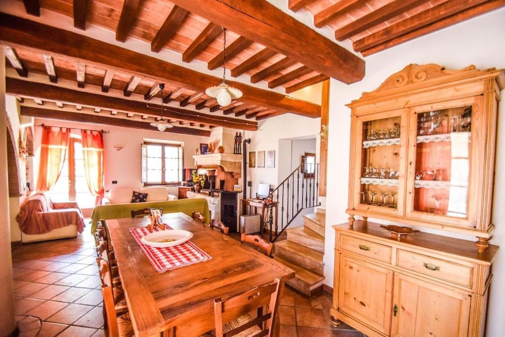 Agriturismo Podere Biancospino Piscina Privata Chianciano Terme Exteriör bild