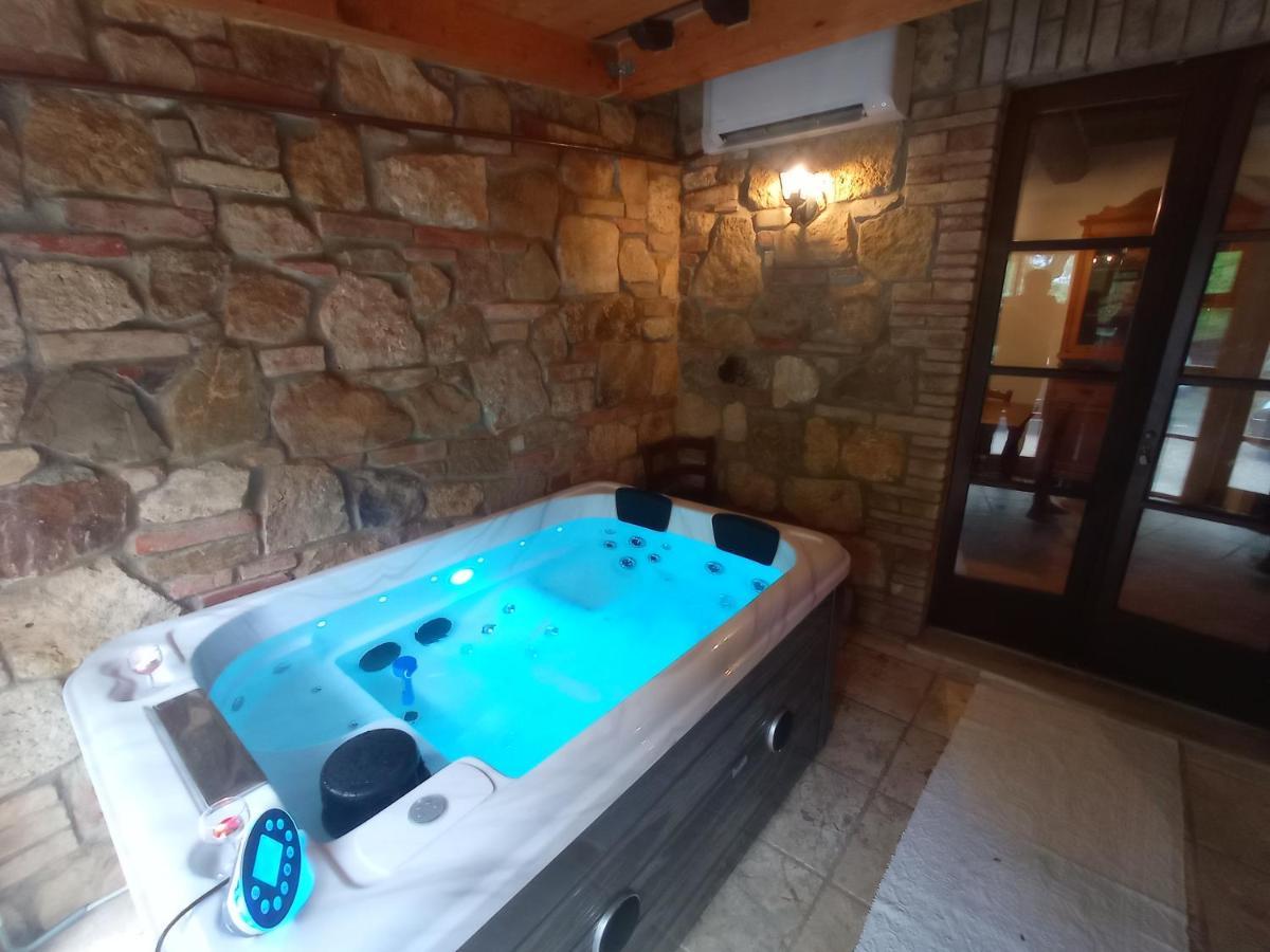 Agriturismo Podere Biancospino Piscina Privata Chianciano Terme Exteriör bild